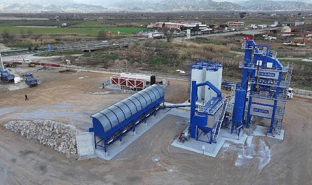 Manisa B&uuml;y&uuml;kşehir Belediyesinde Asfalt Seferberliği