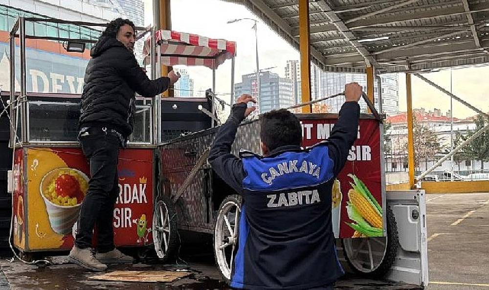 &Ccedil;ankaya Zabıtası denetimde yayaları &ouml;nceliyor