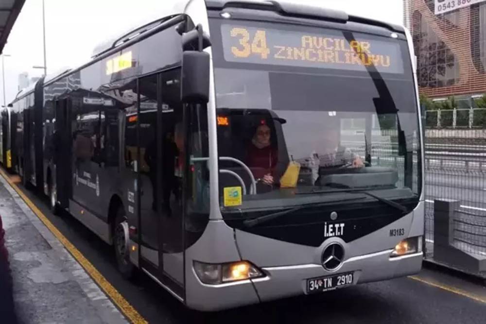 İstanbul'da bazı metro ve metrobüs durakları kapatıldı
