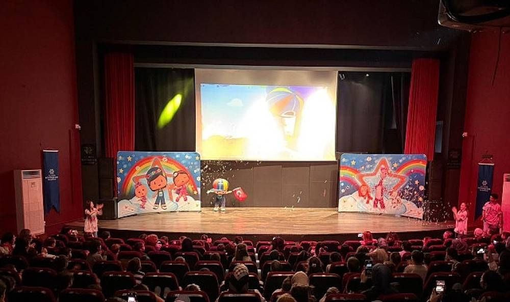 Başkan &Ccedil;er&ccedil;ioğlu Her Yaştan Vatandaşı K&uuml;lt&uuml;r ve Sanat Etkinlikleri ile Buluşturuyor
