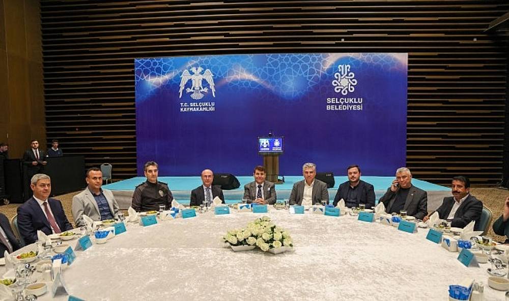 Sel&ccedil;uklu Belediyesi'nden anlamlı veda programı