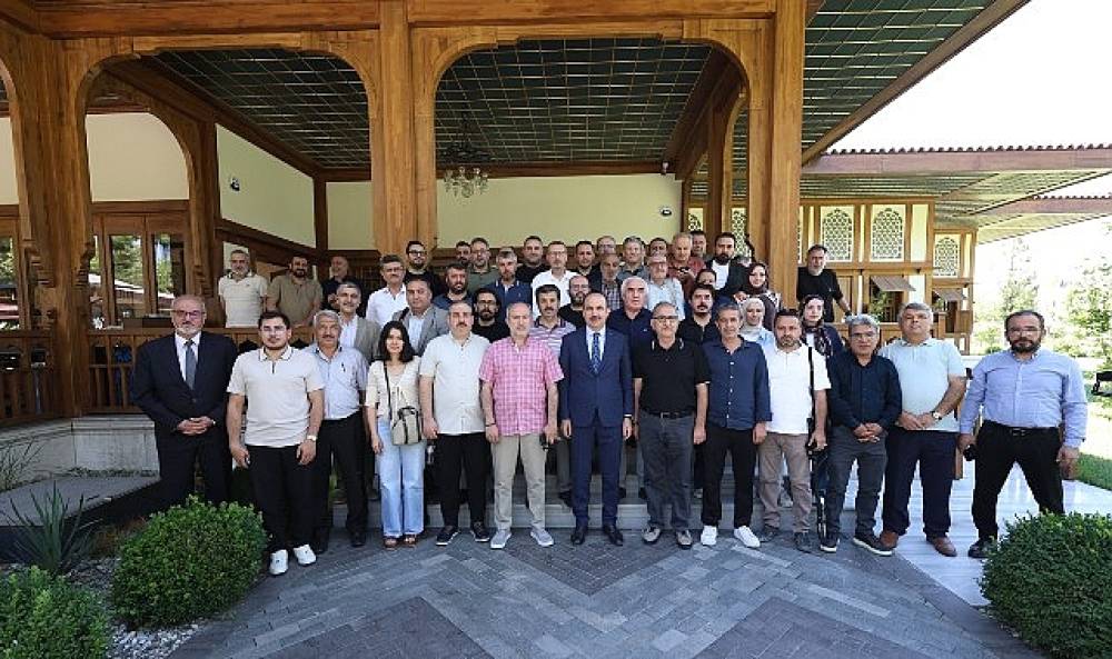 Başkan Altay Basın Mensuplarıyla UCLG Başkanlığı S&uuml;recini Değerlendirdi