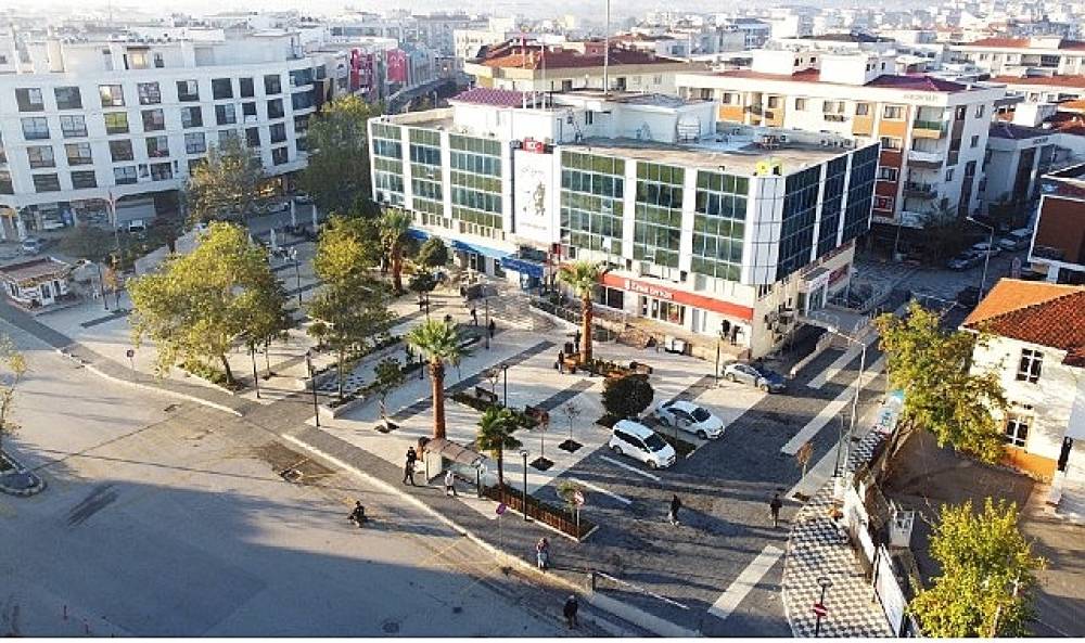 Muhtarlardan Başkan &Ccedil;i&ccedil;ek'e Teşekk&uuml;r