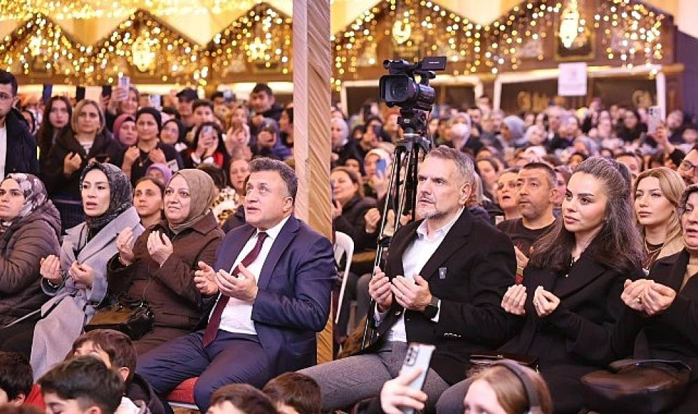 Nihat Hatipoğlu Bayrampaşa'da Ramazan'ı anlattı