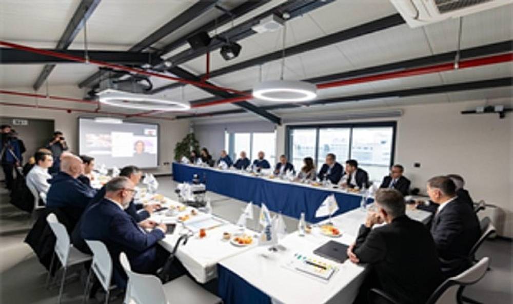 İzmir, yapay zek&acirc; ile yatırım ve kalkınma atağında