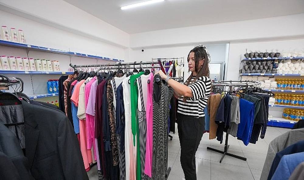 Gaziemir Belediyesi'nden 322 aileye dayanışma eli