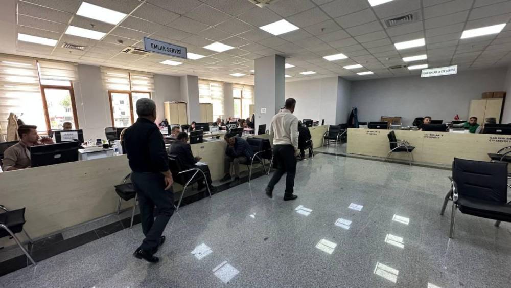 1 yılda 7 bin 300 yeni su abonesi, Tutdere: 'Altyapıyı güçlendiriyor, yaşamı kolaylaştırıyoruz'  - Videolu Haber
