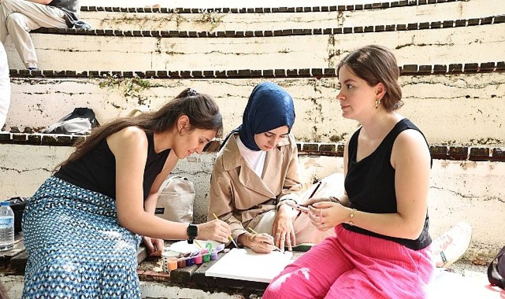 Gençler Nilüfer'de Sanatla Buluştu