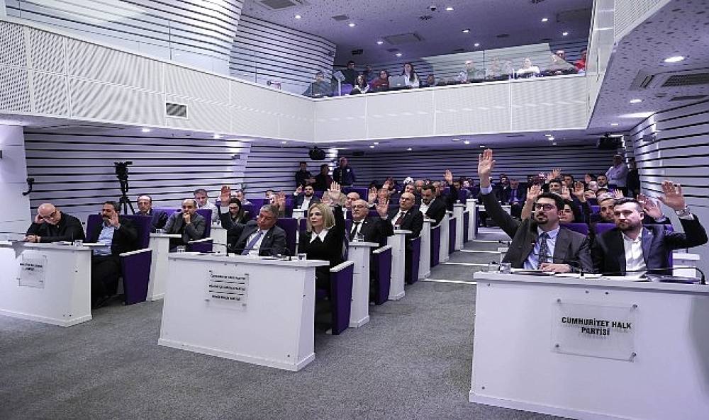 Buca Belediye Başkanı G&ouml;rkem Duman: &ldquo;Ne eğildik, ne de bir adım geri attık"   