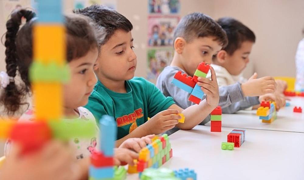 Buca'da sevgi dolu eğitimin adı: Çınar Anaokulları
