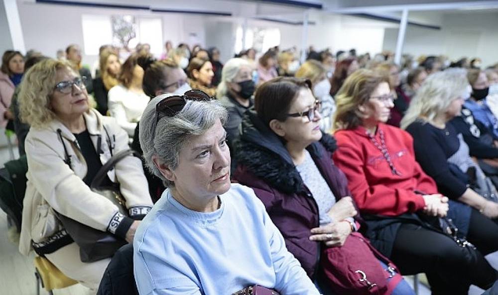 Konak'ta 'Amazonlar El Ele' eğitimleri başlıyor