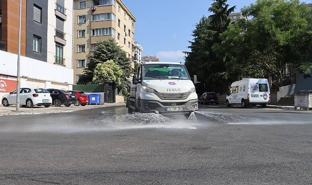 Altay&ccedil;eşme'de Temizlik Hamlesi
