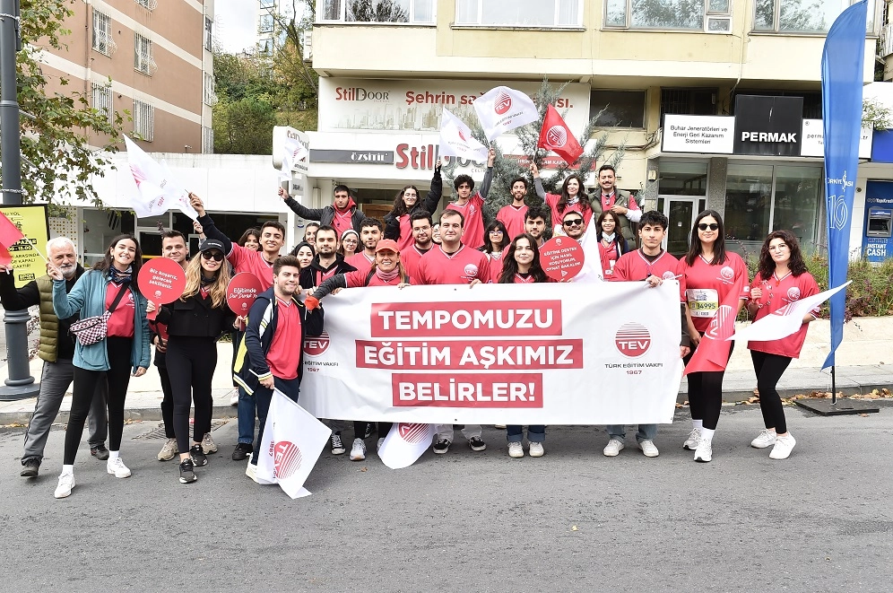 Gençlerin Eğitimi İçin Maratona Destek
