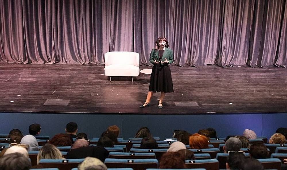 Akademisyen Anne &Ccedil;ankayalılarla Buluştu