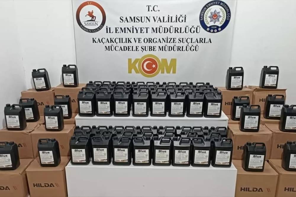 Samsun'da 1 ton etil alkol ele geçirildi: 2 gözaltı