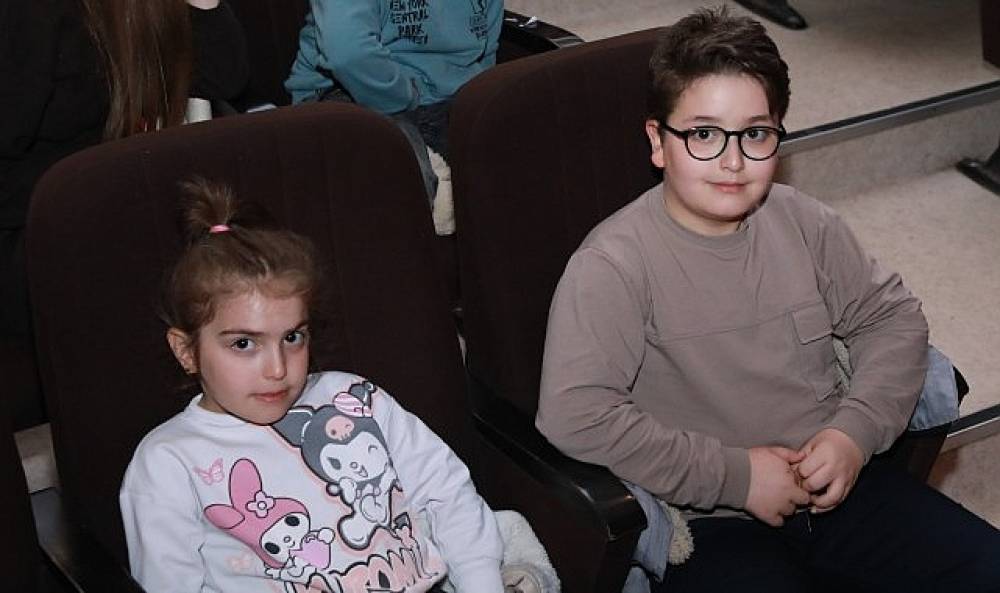 Cesur Balık'ın Eğlenceli Ser&uuml;veni &Ccedil;ocuklarla Buluştu