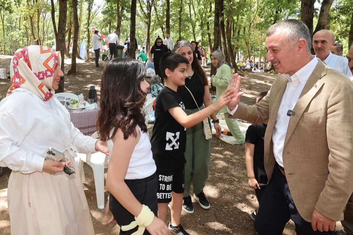  Anne Şehir Sağlıklı Yaşam Programı Piknikte Buluştu 