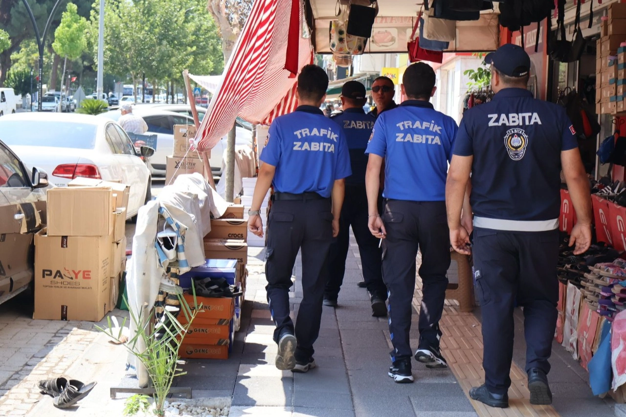 Manisa'da Kaldırım İşgallerine Denetim