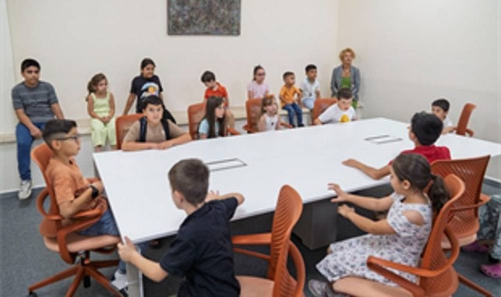 Hasan &Acirc;li Y&uuml;cel K&uuml;t&uuml;phanesi, &ccedil;ocuklar i&ccedil;in &ouml;ğrenme ve keşif merkezi oldu