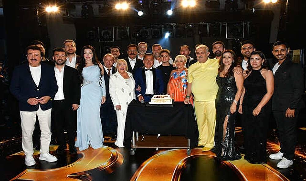 Gaziantep'te yıldızlar ge&ccedil;idi: Şamdancı ve By Mustafa a&ccedil;ılışı ile Green Park'ta g&ouml;rkemli gala