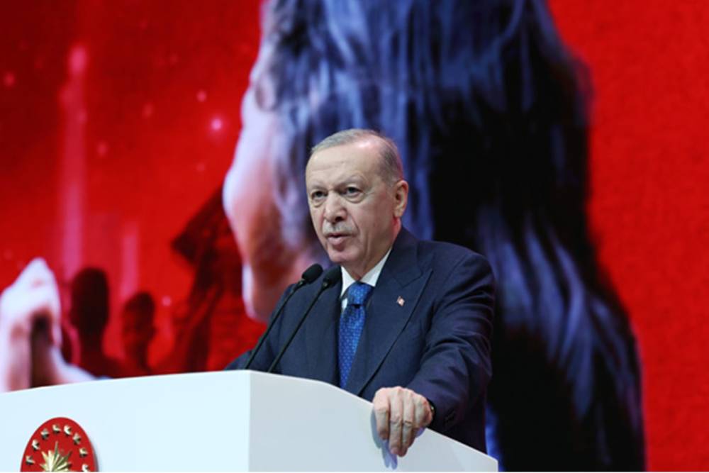 Cumhurbaşkanı Erdoğan'dan kentsel dönüşüm açıklaması: Artık kimsenin kaprisleriyle vakit kaybedemeyiz!