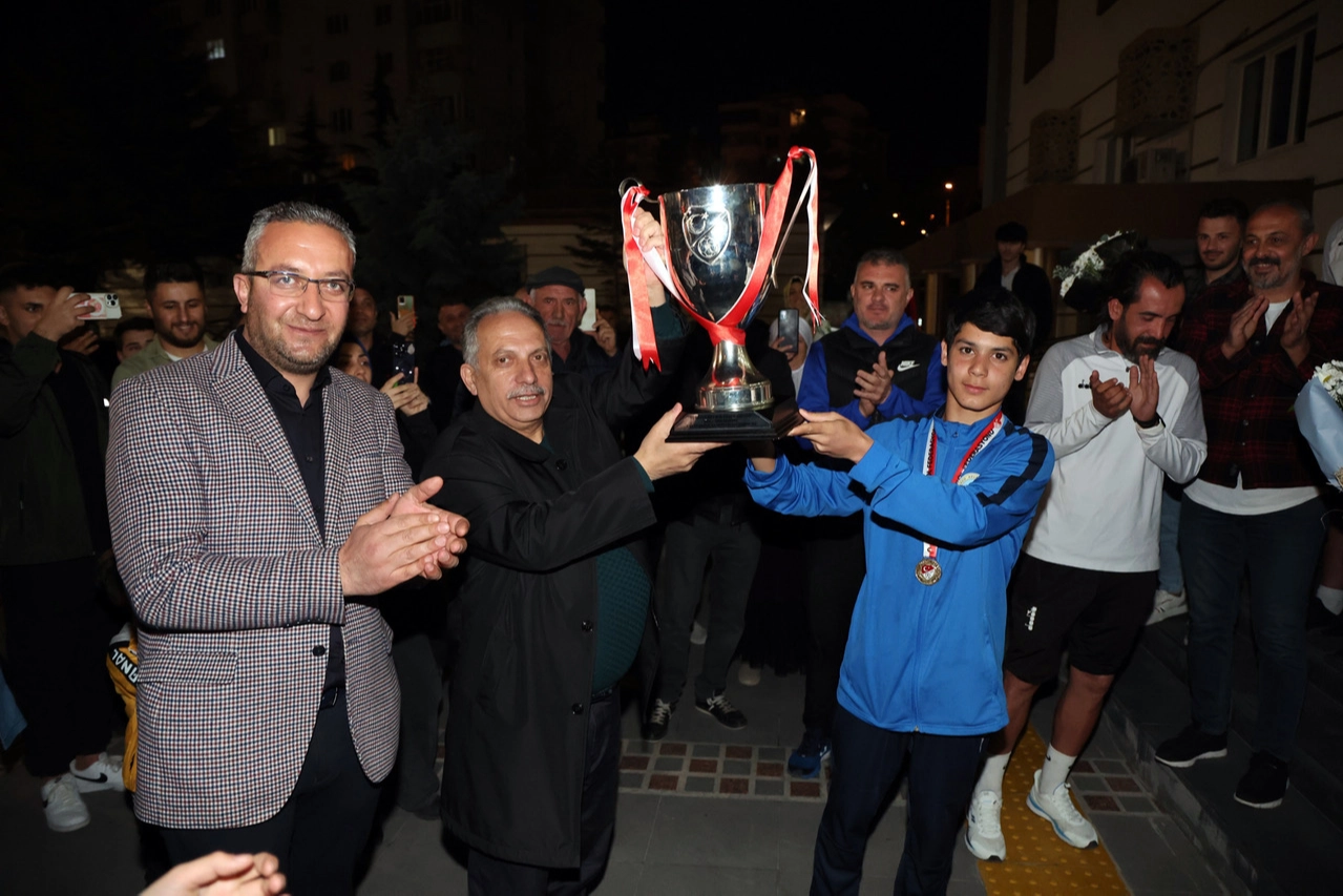 Kayseri Talas Belediyespor'dan Dev Transfer Başarısı!