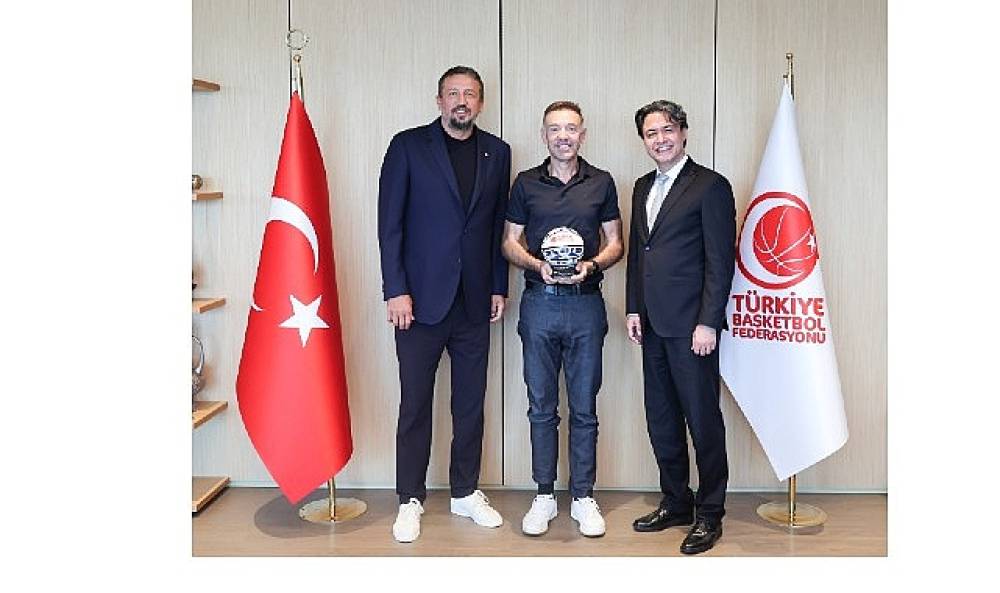Koray GYO'dan TBF Başkanı Hidayet T&uuml;rkoğlu'na ziyaret