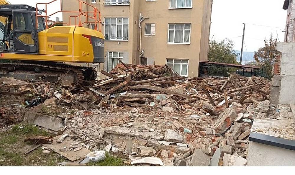 Gölcük Riskli Yapılardan Arındırılıyor