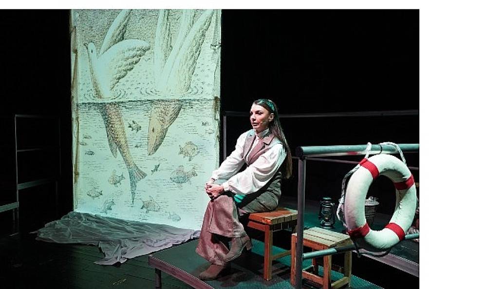 Orhan Veli Şiirleri “Birdenbire