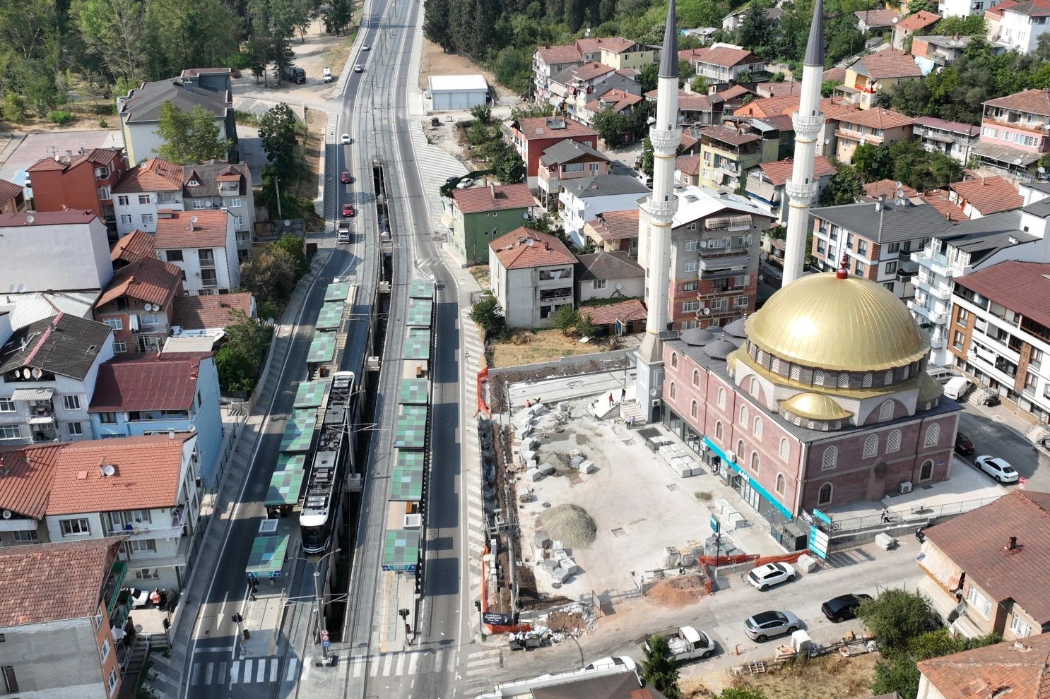 Kocaeli’de Cami Çevreleri Yenileniyor
