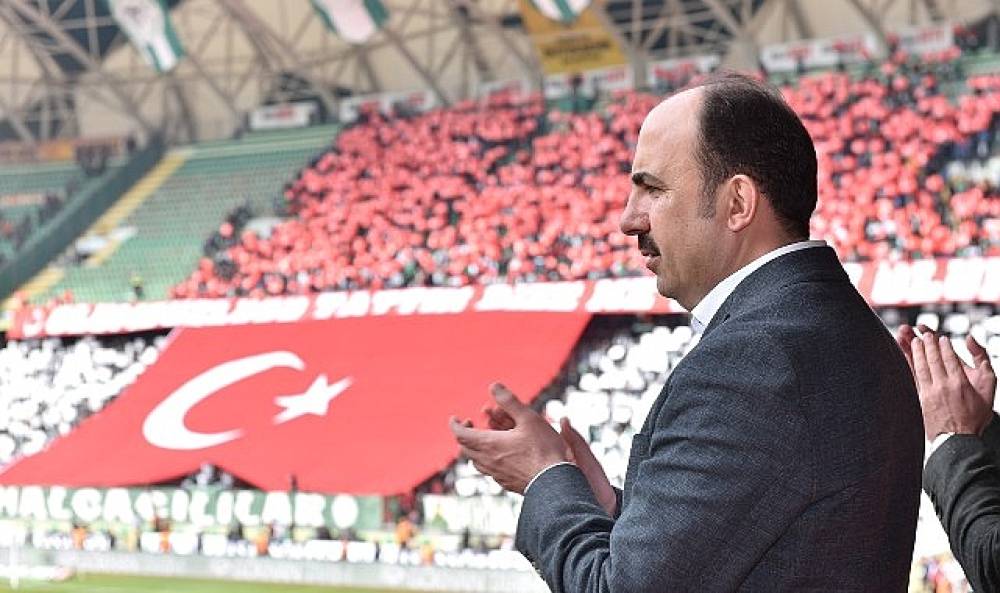 Konya'nın Maç Coşkusu: Dev Ekranlar ve Ek Seferler