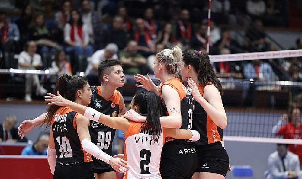 Eczacıbaşı Dynavit, Aras Kargo'ya konuk oldu