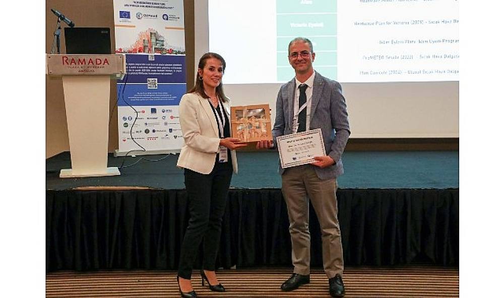 B&uuml;y&uuml;kşehir'in iklim riski analizi CLIMAAX değerlendirmesinde &ouml;ne &ccedil;ıktı