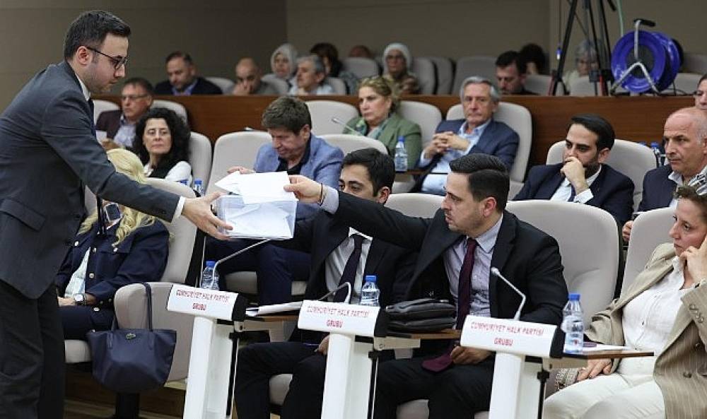 Bakırk&ouml;y Belediye Meclisi'nde Se&ccedil;im Heyecanı