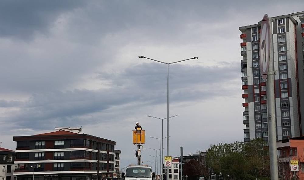 YEDAŞ'tan LED Aydınlatma D&ouml;n&uuml;ş&uuml;m&uuml;