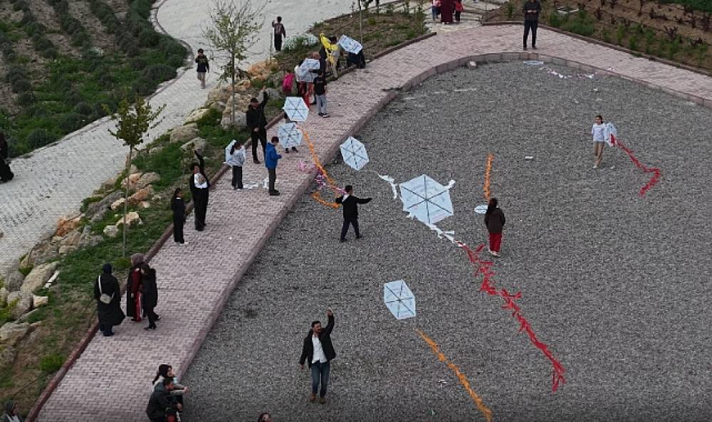 &Ccedil;umra'da Hıdırellez Coşkusu G&ouml;ky&uuml;z&uuml;ne Taşındı