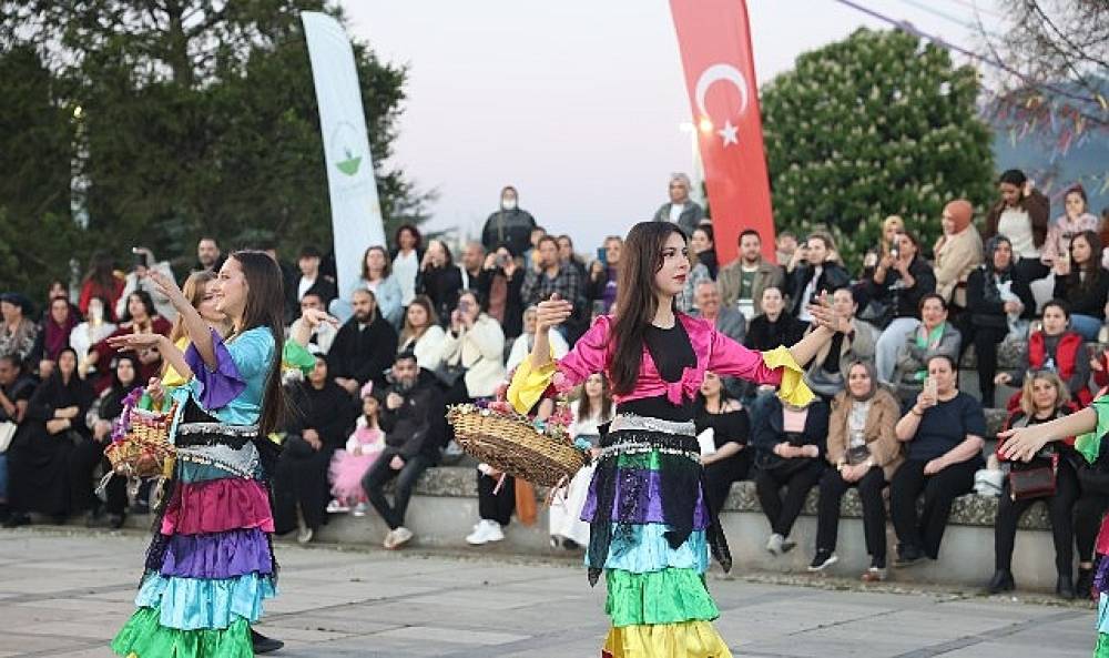 Osmangazi'de Baharın M&uuml;jdesi 'Hıdırellez' Coşkuyla Kutlandı
