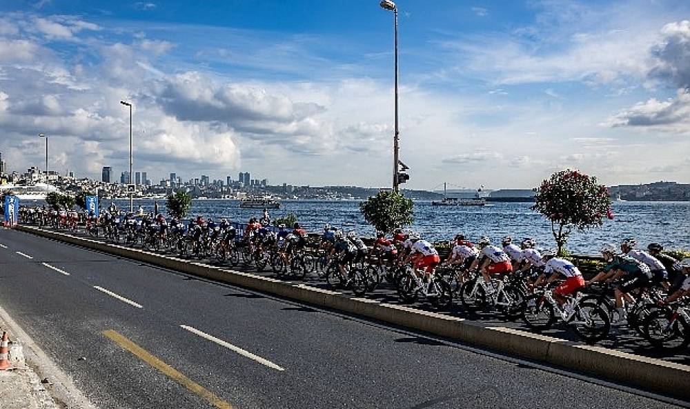 İstanbul'daki Bisiklet Yarışının Galipleri Belli Oldu