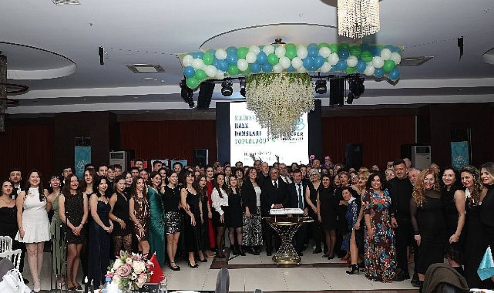 Nil&uuml;fer Halk Dansları Topluluğu'ndan 25'inci yıla &ouml;zel kutlama