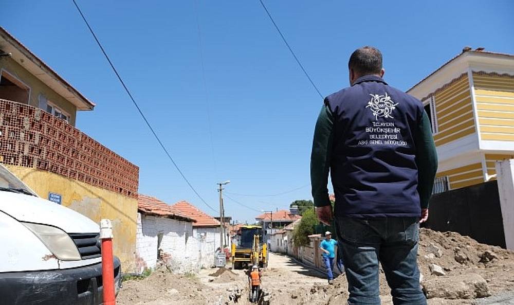 Başkan &Ccedil;er&ccedil;ioğlu'ndan Ko&ccedil;arlı'da Altyapı Yatırımı