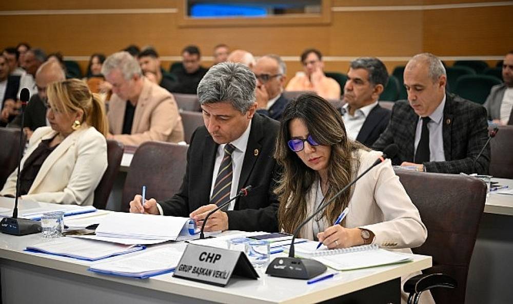 Bornova Belediyesi'nde 2025 kesin hesabına meclis onayı