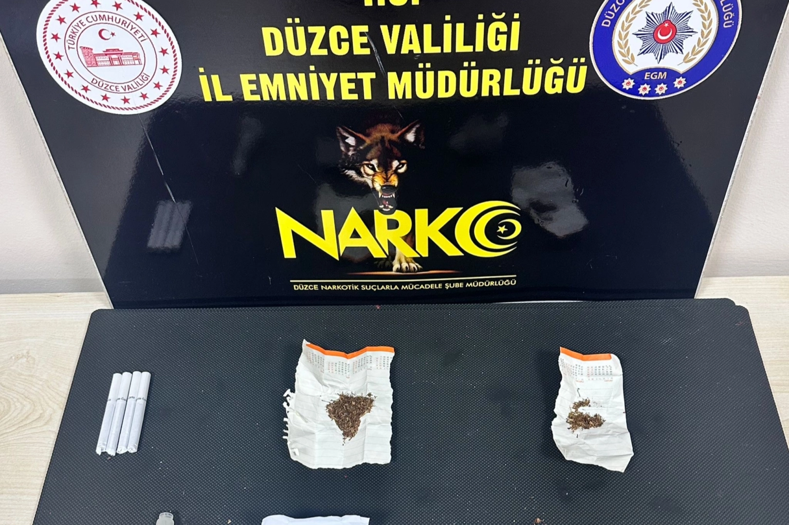 Düzce'de Uyuşturucu Operasyonu: İki Kişi Tutuklandı