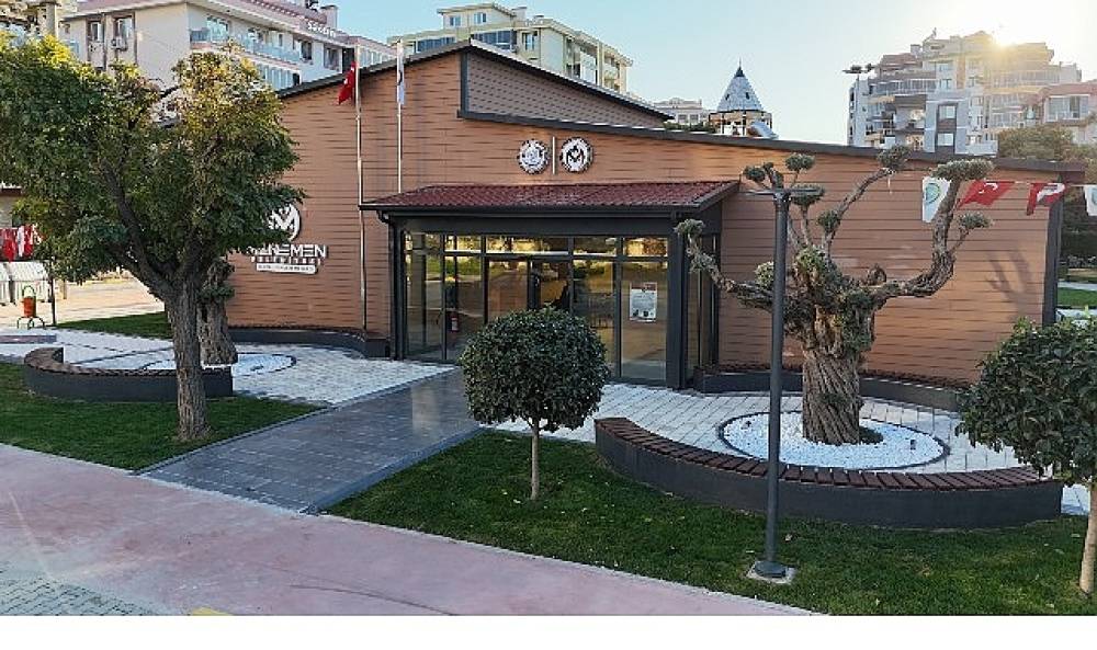 Menemen'de binlerce y&uuml;rek, Kurtuluş Savaşı ruhunu hissetti