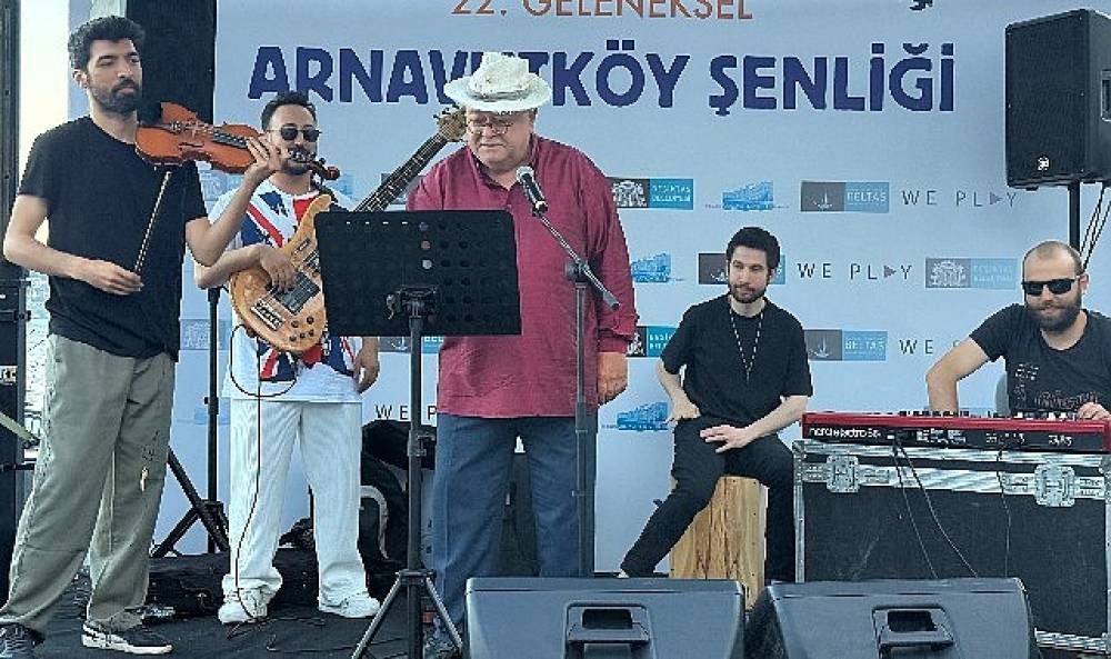 Arnavutk&ouml;y'de Boğazi&ccedil;i Coşkusu: 22. Geleneksel Arnavutk&ouml;y Şenliği 