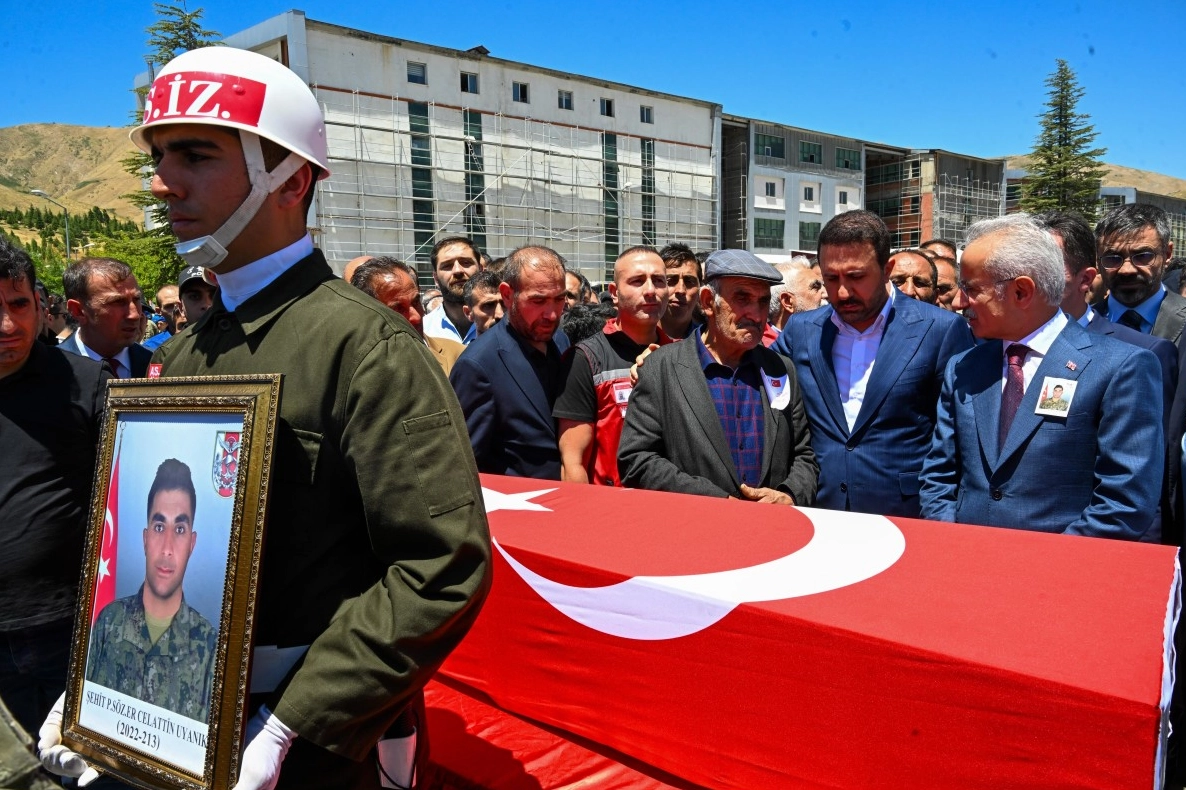Şehit Er Celattin Uyanık, Bitlis'te Uğurlandı