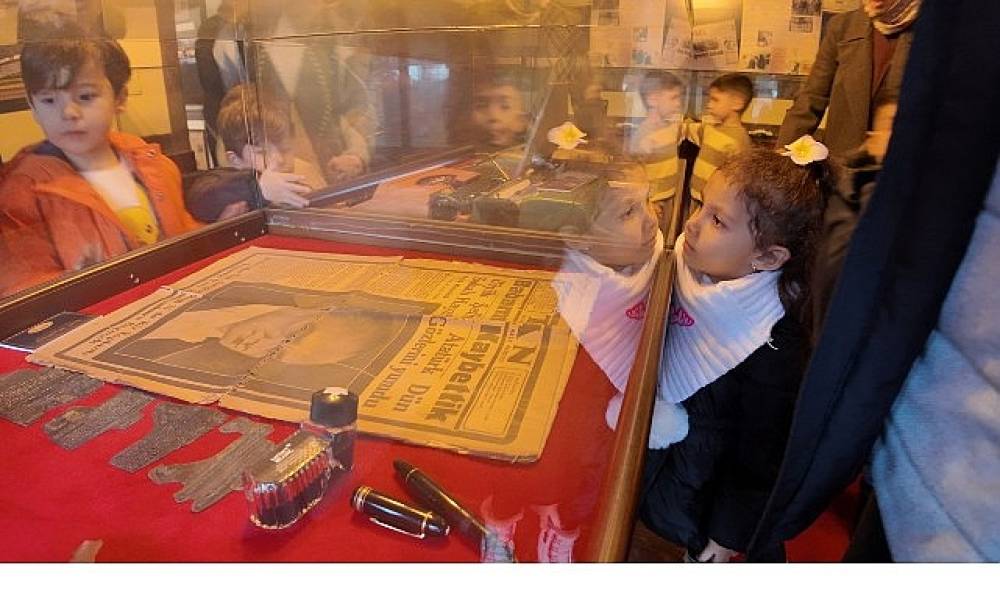 &Ccedil;ocuklardan Basın M&uuml;zesi'ne 10 Ocak ziyareti