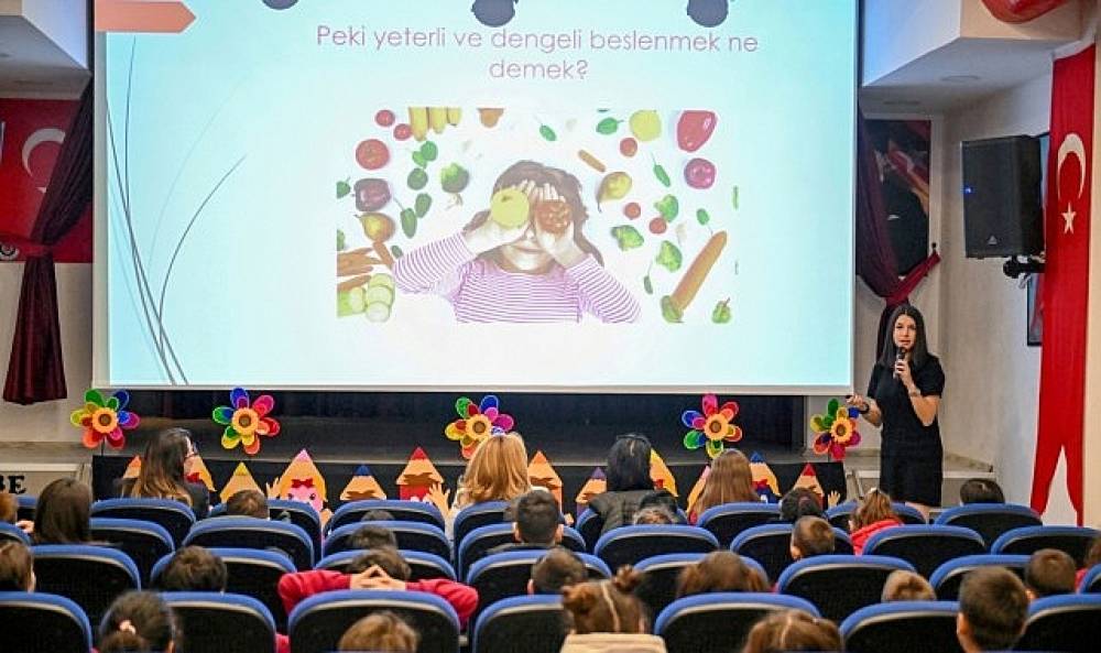 Bornova'da miniklere b&uuml;y&uuml;k sağlık hamlesi