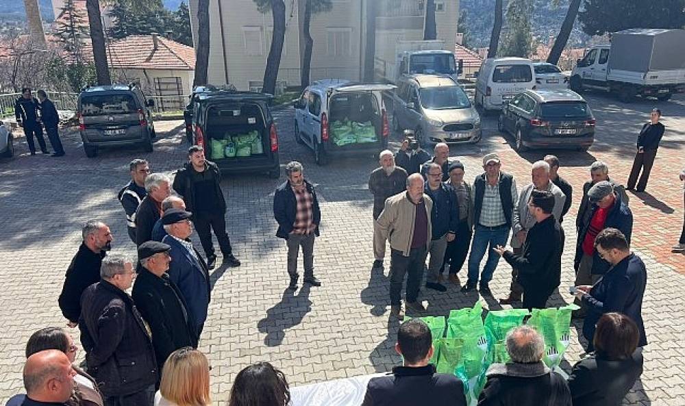 B&uuml;y&uuml;kşehir Belediyesi'nin &uuml;reticilere desteği s&uuml;r&uuml;yor