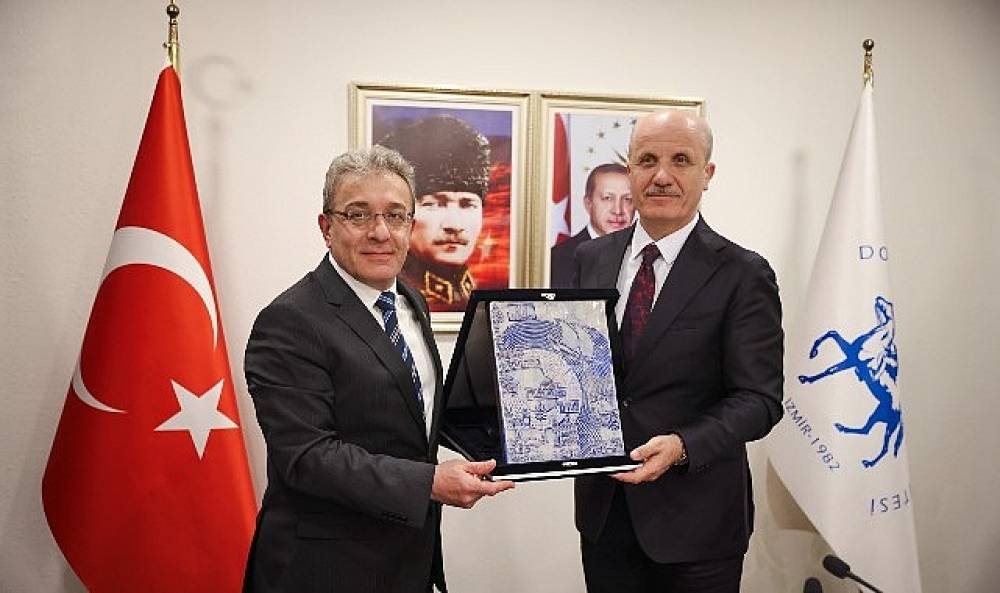 Y&Ouml;K Başkanı Erol &Ouml;zvar, DE&Uuml; Ev Sahipliğinde Ege B&ouml;lgesi Rekt&ouml;rleri ile Buluştu