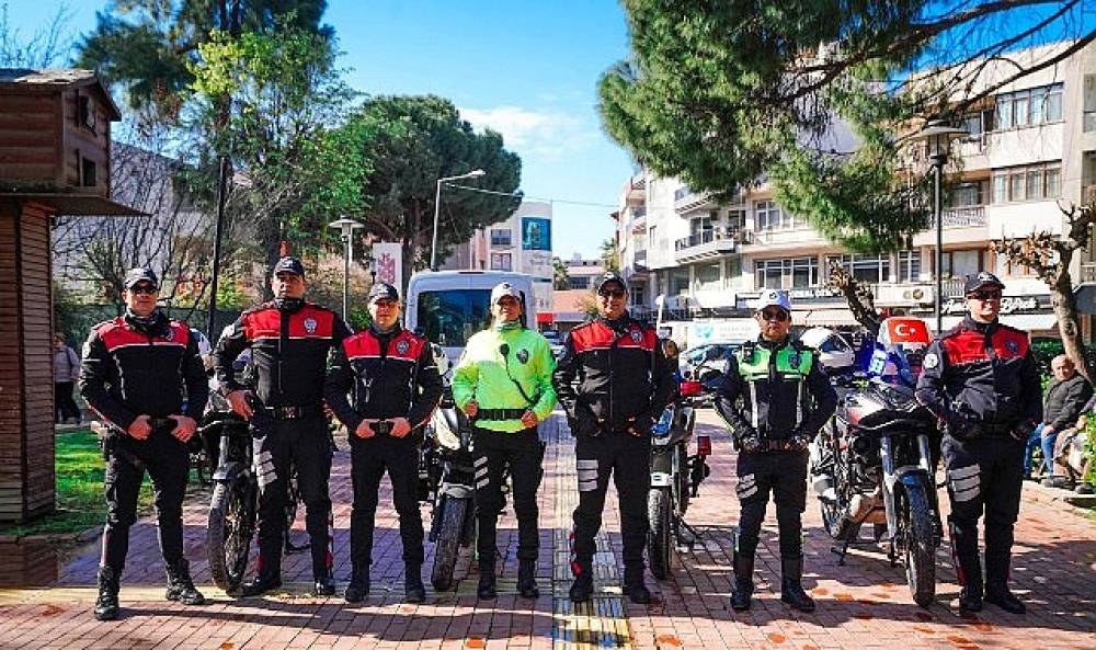 Seferihisar'da T&uuml;rk Polis Teşkilatı'nın 181'inci kuruluş yıl d&ouml;n&uuml;m&uuml; ve Polis Haftası, d&uuml;zenlenen t&ouml;renlerle kutlandı